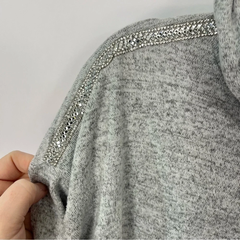 89th + Madison Soft Grey Hoodie Stone Beaded Detail Shoulder Drawstring Sz M